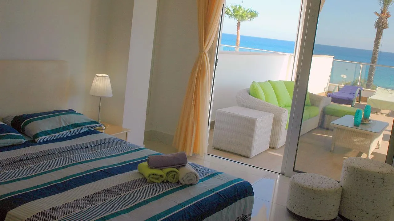 Pallinion Apartment Beachfront Protaras